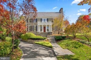 Spring Valley luxury neighborhood