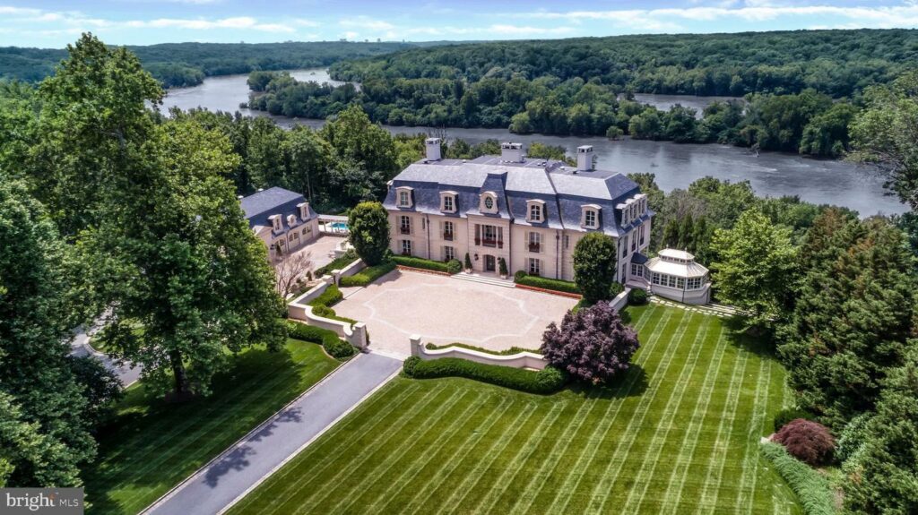 Luxury home on River Road