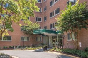 downsizing at Kenwood House