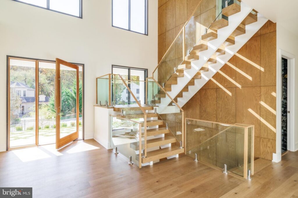 Luxury Neighborhoods in Bethesda