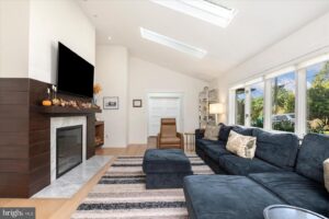 6813 Tulip Hill Terrace